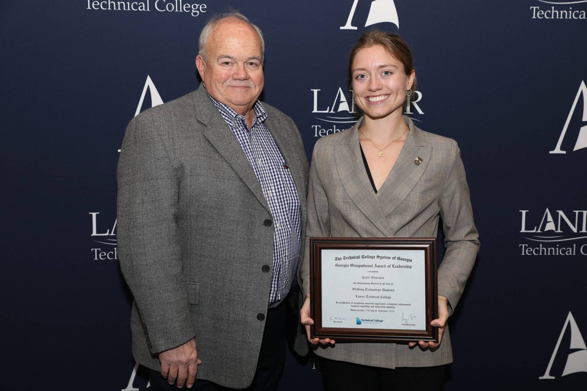 Mike Brandt, Karlie Wiseman