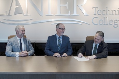 Lanier Tech and Piedmont College Sign Articulation Agreement